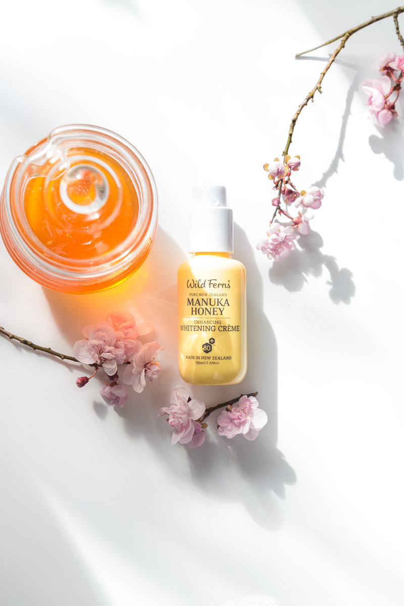 Manuka Honey whitening Creme by Parrs